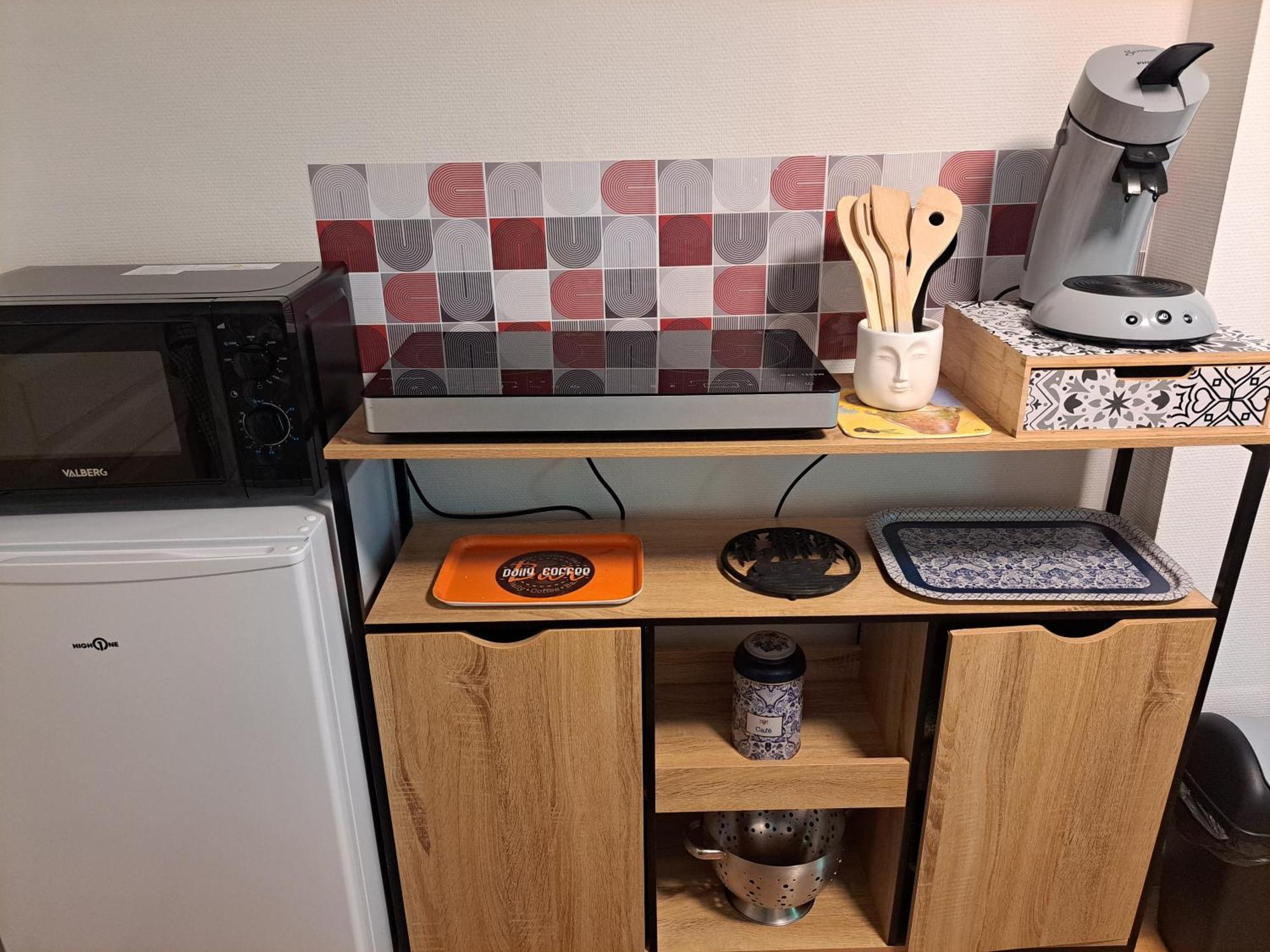A L Ombre Du Figuier Apartman Cagnac-les-Mines Kültér fotó