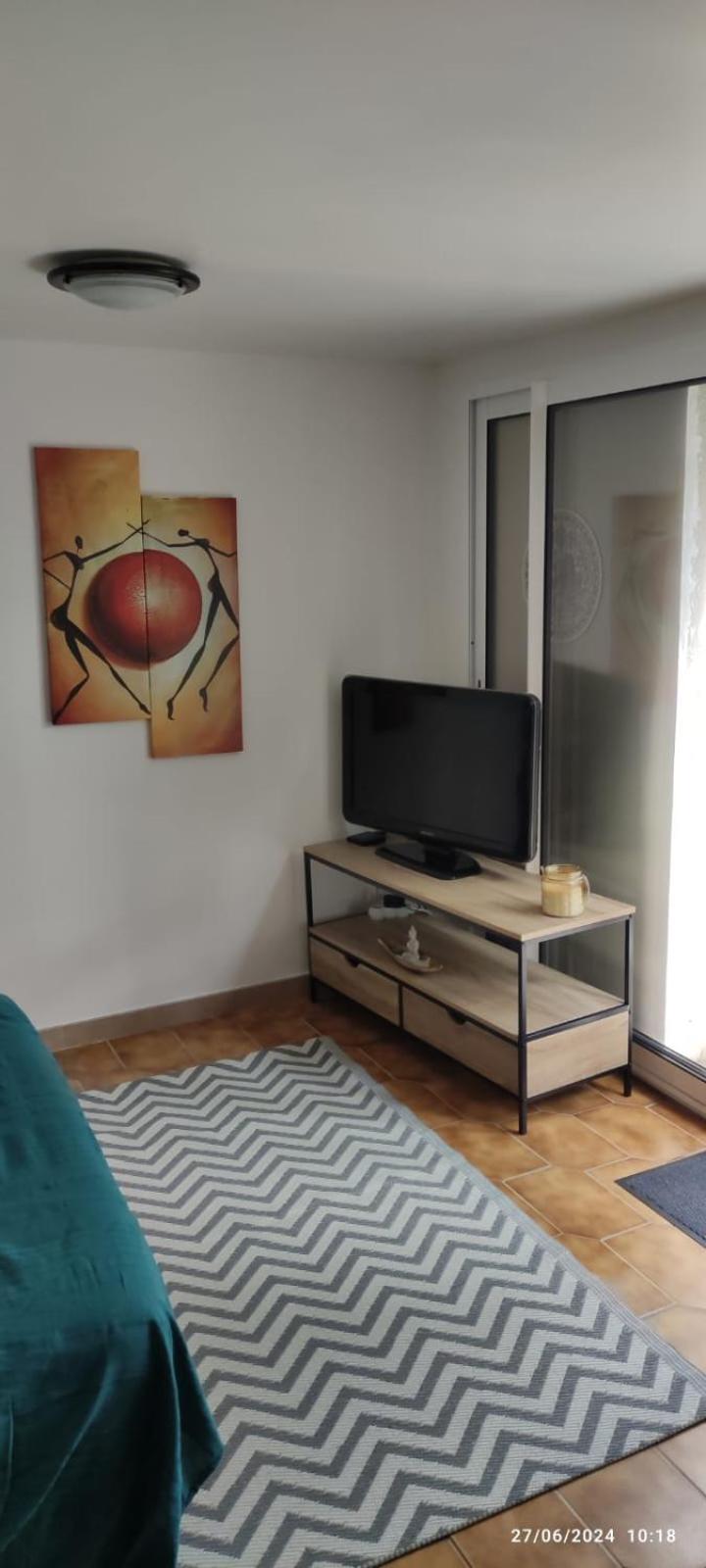 A L Ombre Du Figuier Apartman Cagnac-les-Mines Kültér fotó